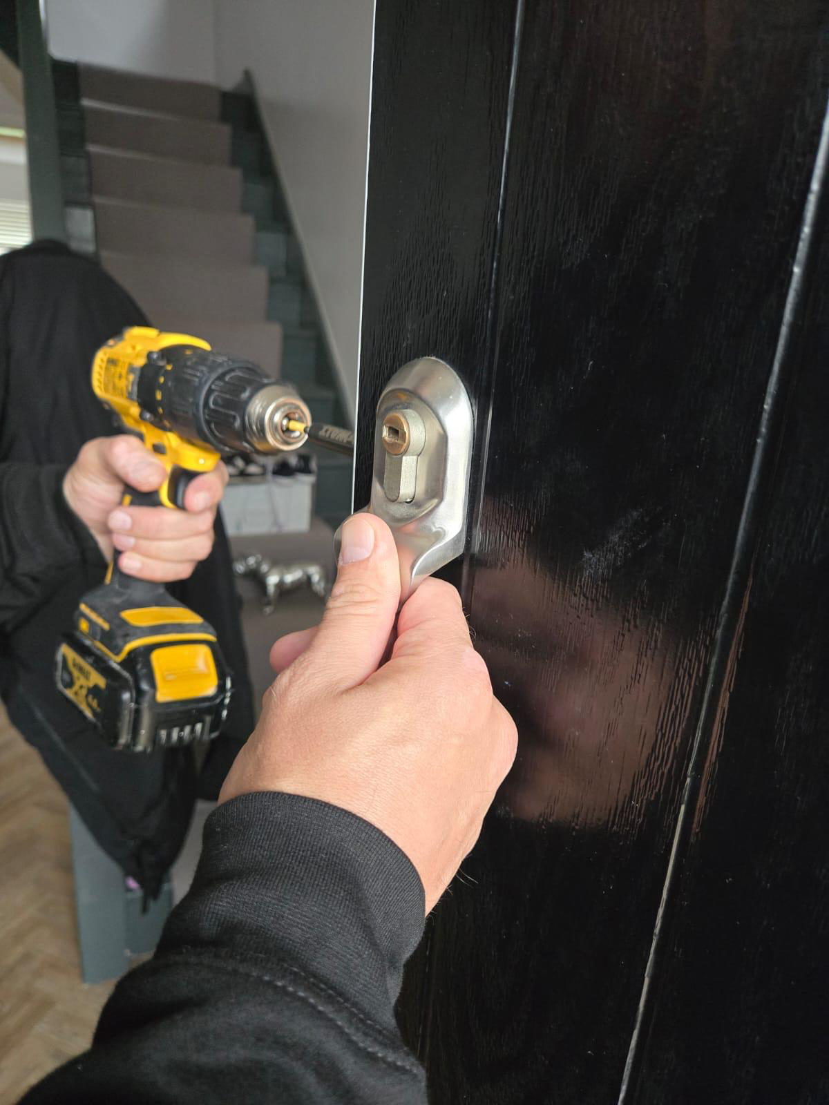 emergency-banner-fist-image